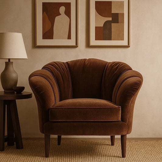 Butaca de Terciopelo Marrón con Respaldo Redondeado